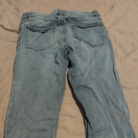Light Blue Jeans - Picture 2 of 3